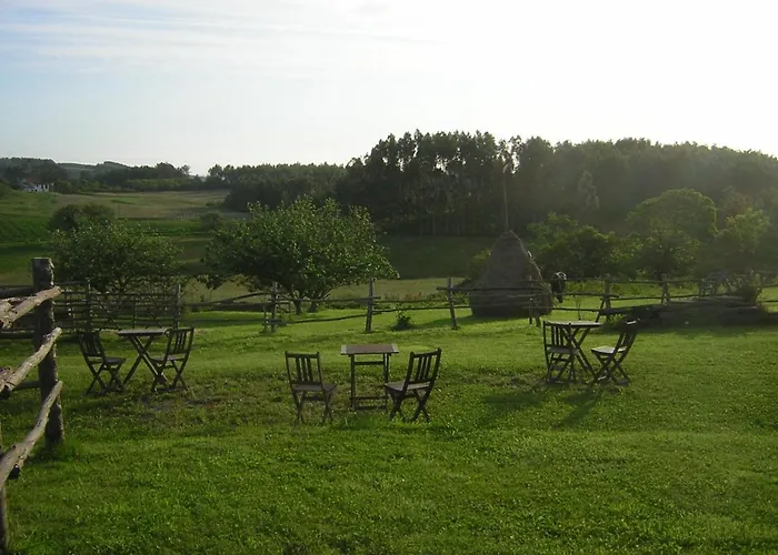 Hotel Rural La Llosa De Fombona 3*