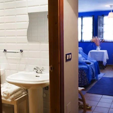 Rural La Llosa De Fombona Hotel 3*